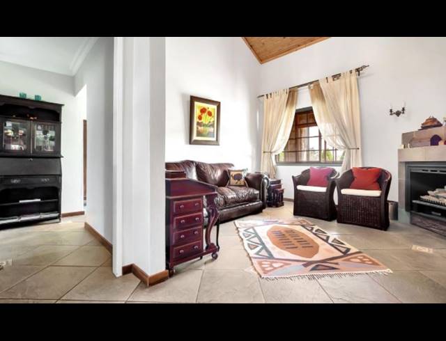 3 BEDROOM FREEHOLD FOR SALE IN FARMALL AH